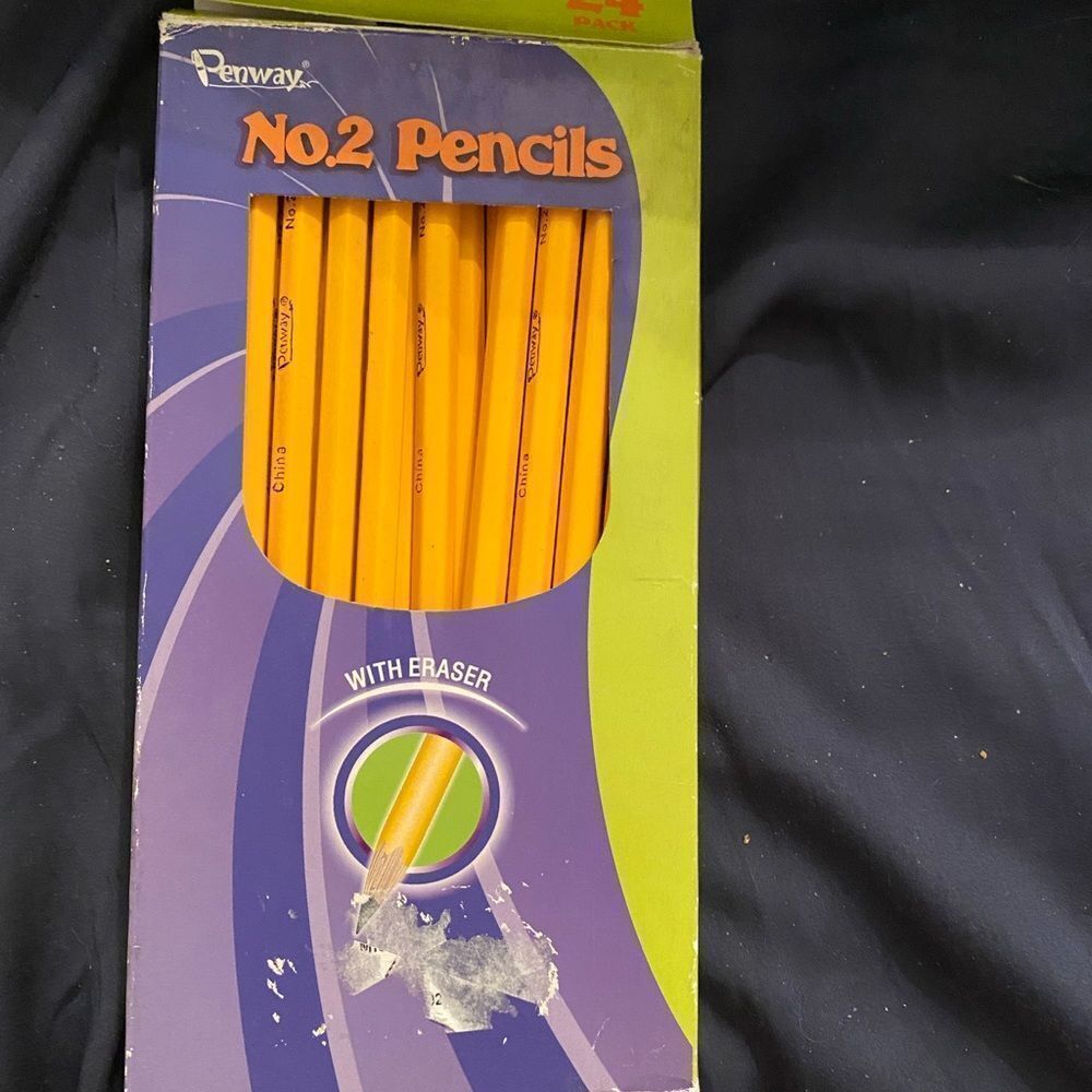 Penway No. 2 Pencils with Erasers Pack of 22 in Box Wood Barrel 596108